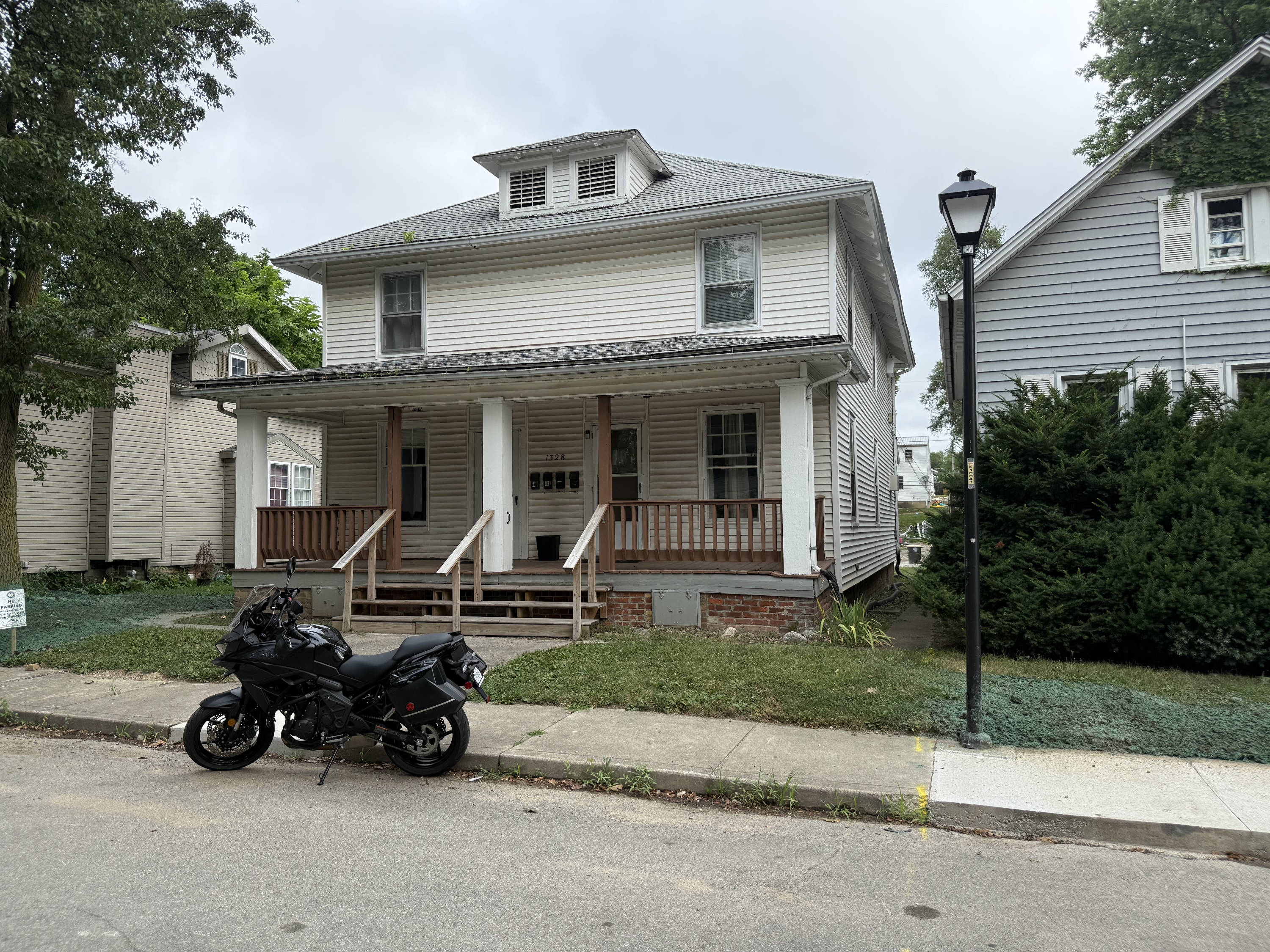1328 Sinclair Street - 3