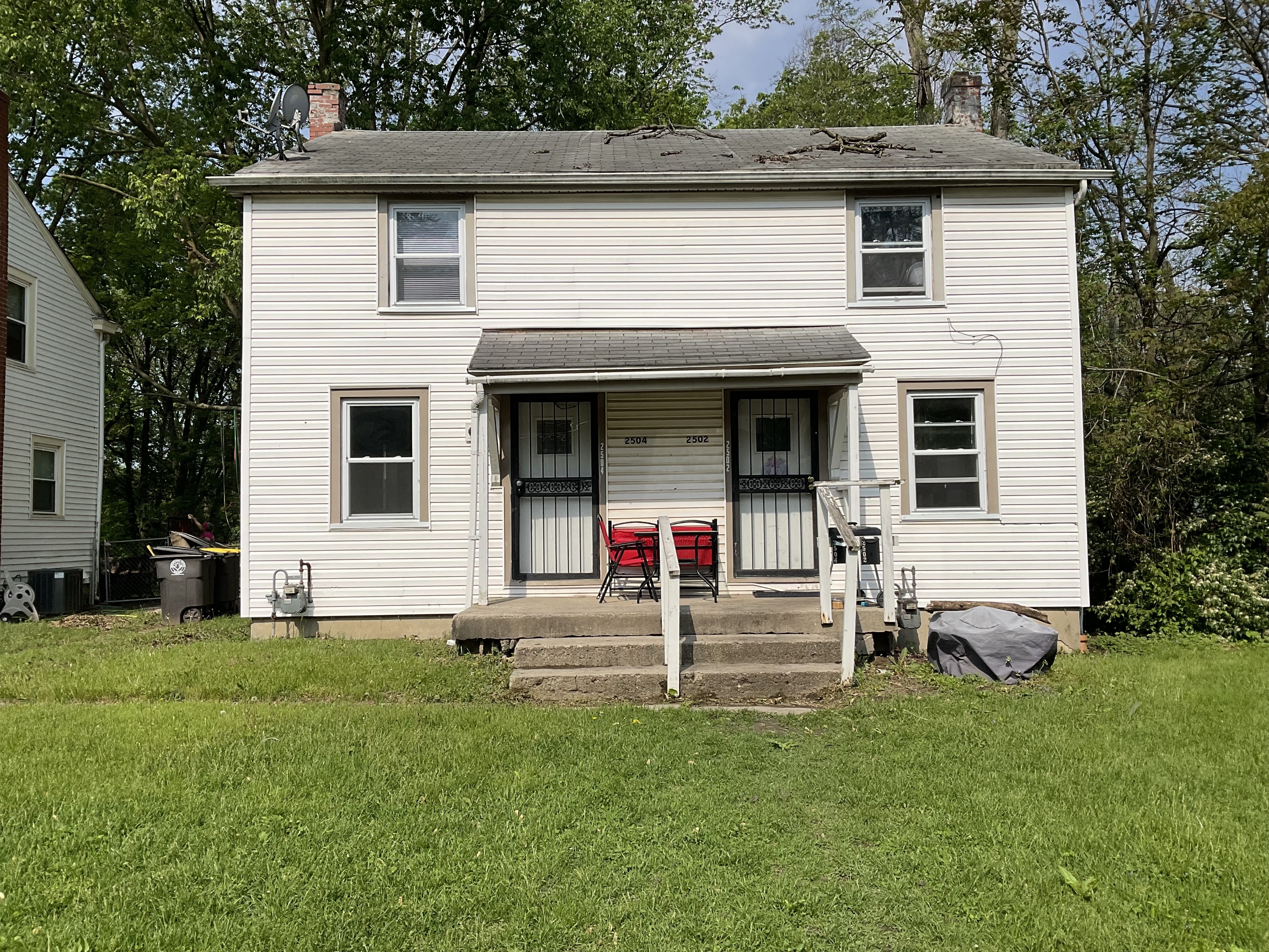 Property main image